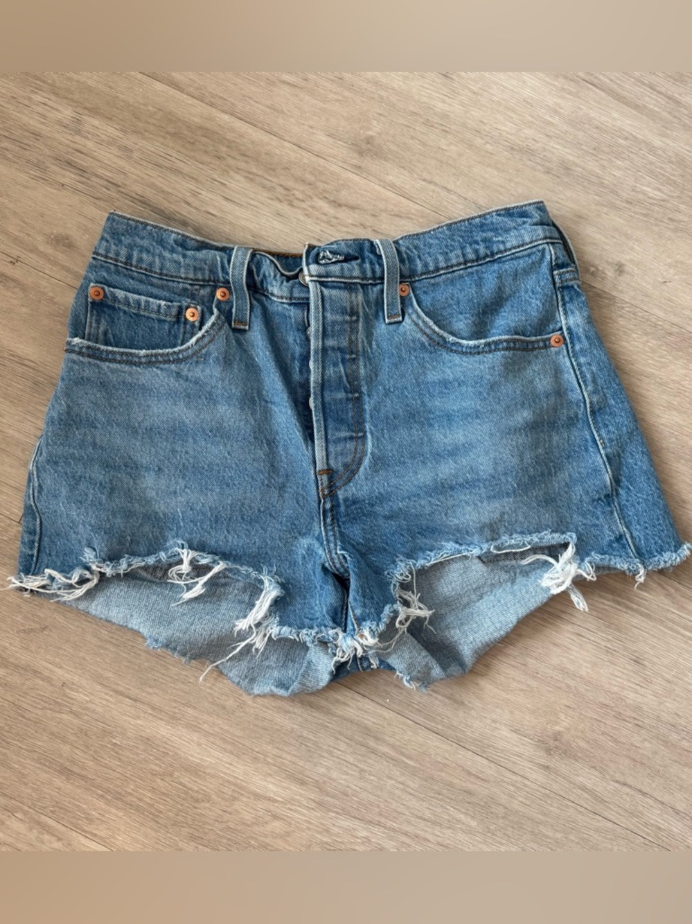 levi’s cutoff denim shorts